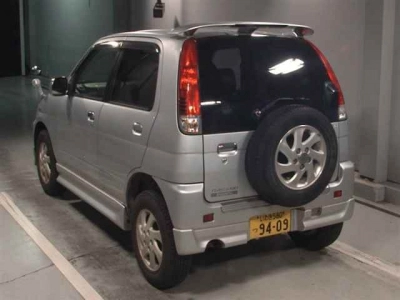 DAIHATSU TERIOS KID