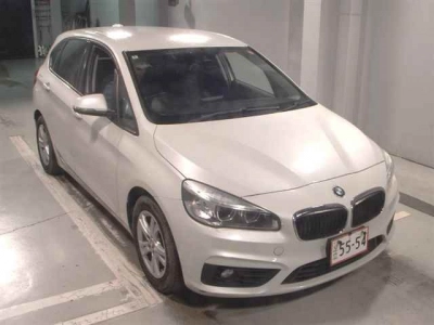 BMW 2 SERIES