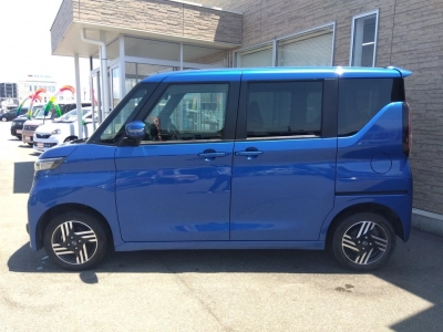 NISSAN ROOX