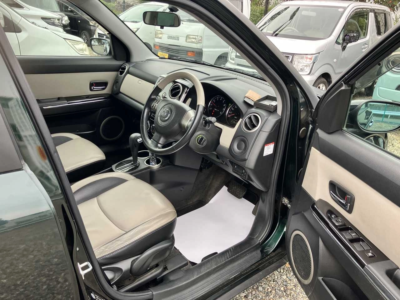 MAZDA VERISA