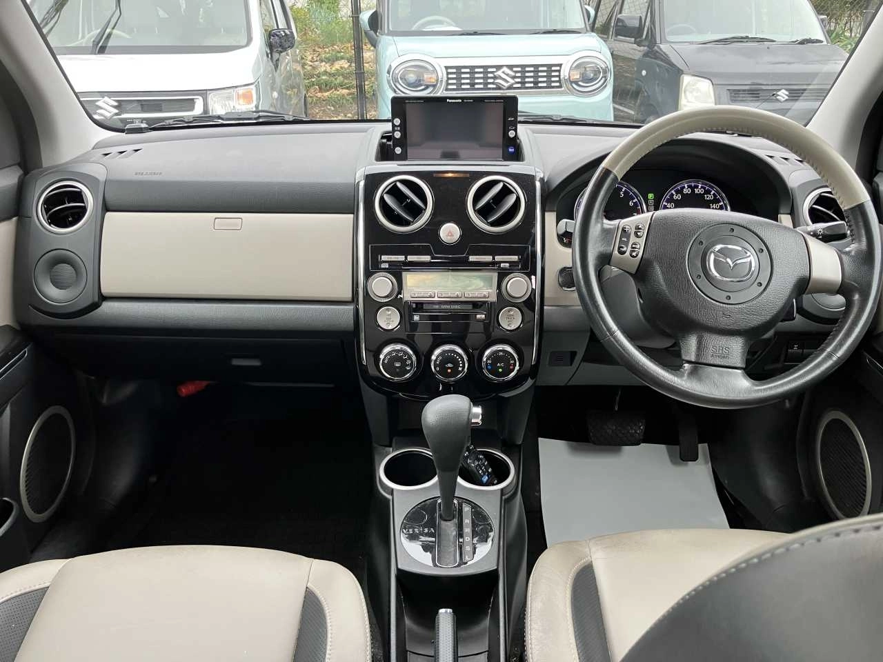 MAZDA VERISA