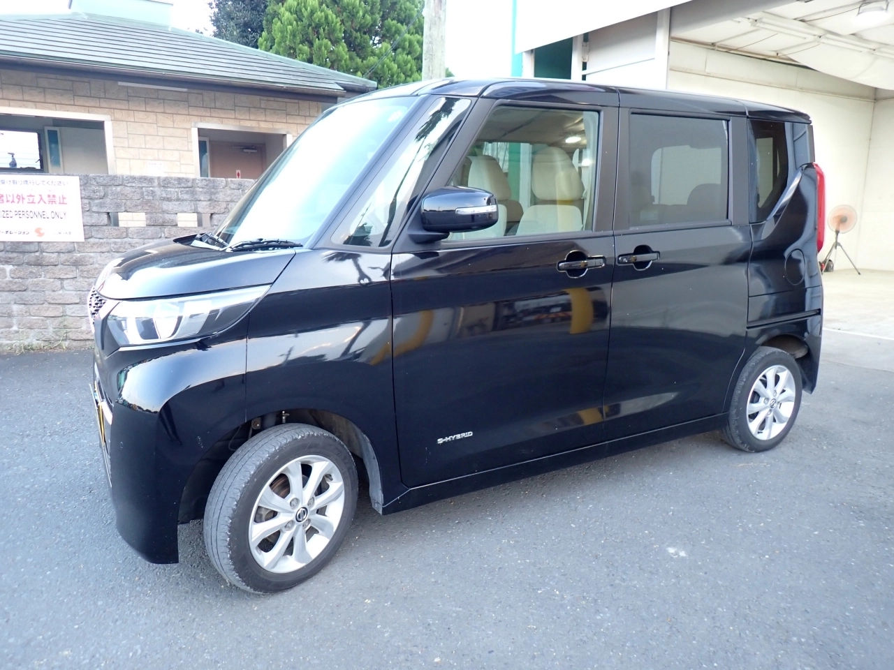 NISSAN ROOX