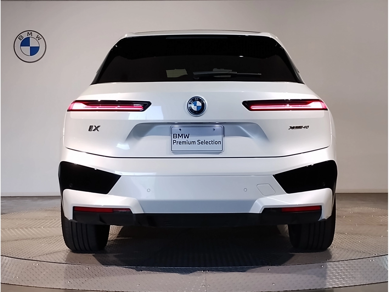 BMW IX