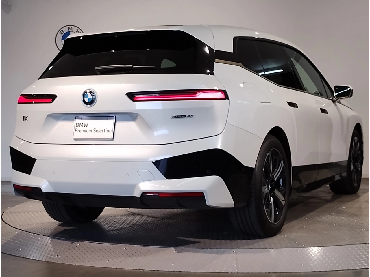 BMW IX