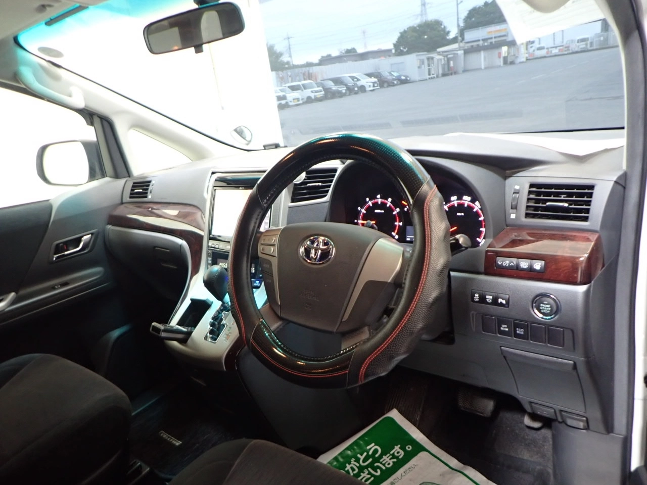 TOYOTA VELLFIRE