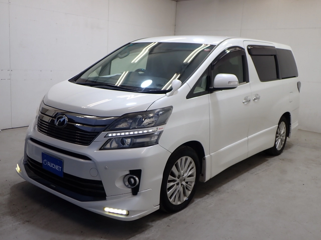 TOYOTA VELLFIRE