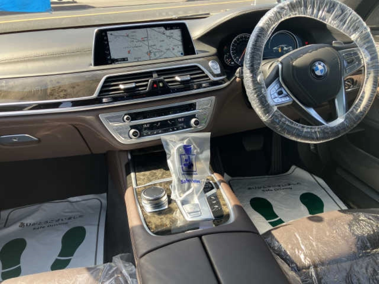 BMW 7 SERIES