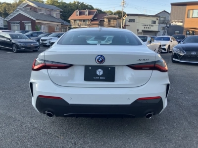 BMW 4 SERIES