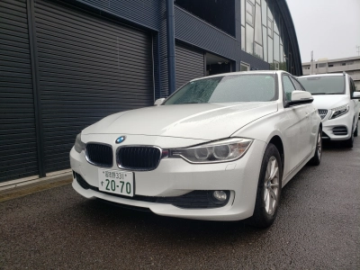 BMW 3 SERIES