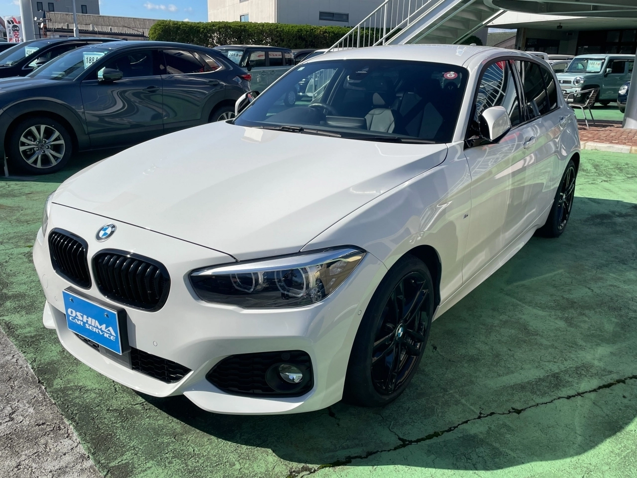 BMW 1 SERIES