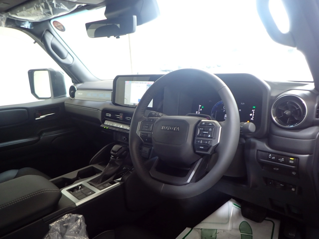 TOYOTA LAND CRUISER 250