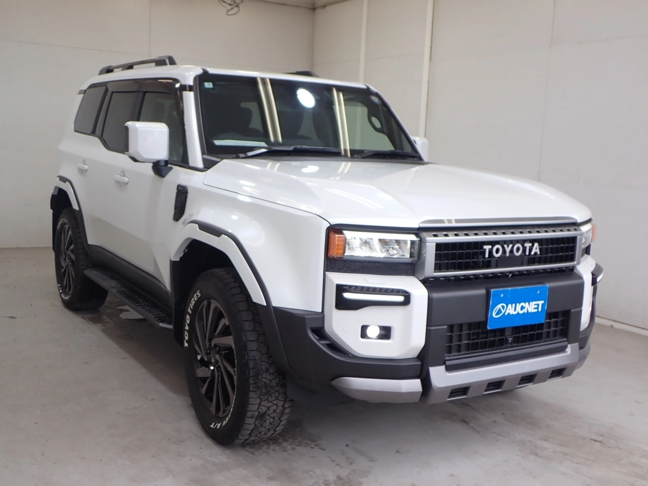 TOYOTA LAND CRUISER 250