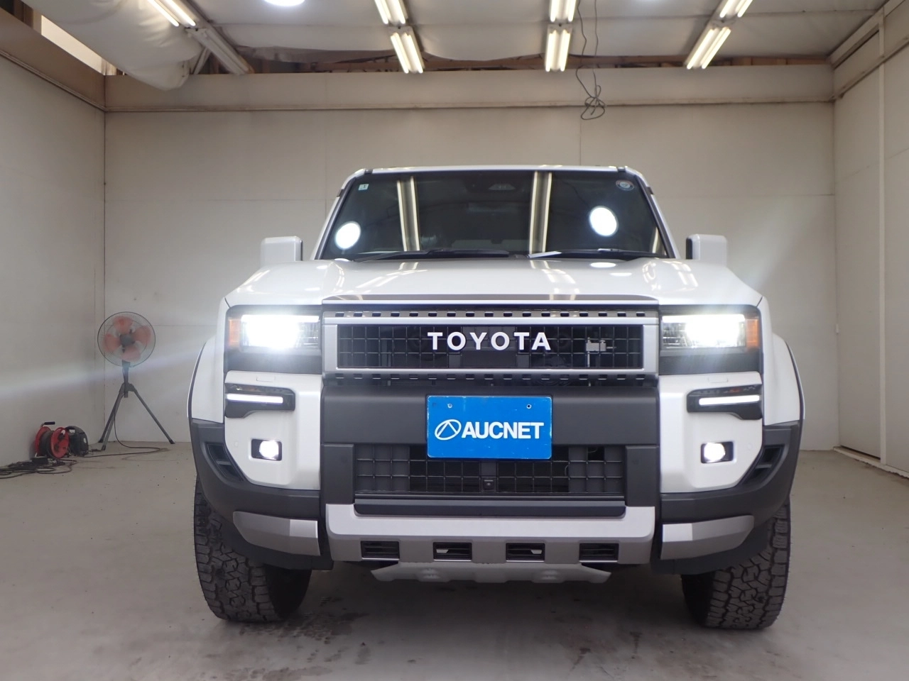 TOYOTA LAND CRUISER 250
