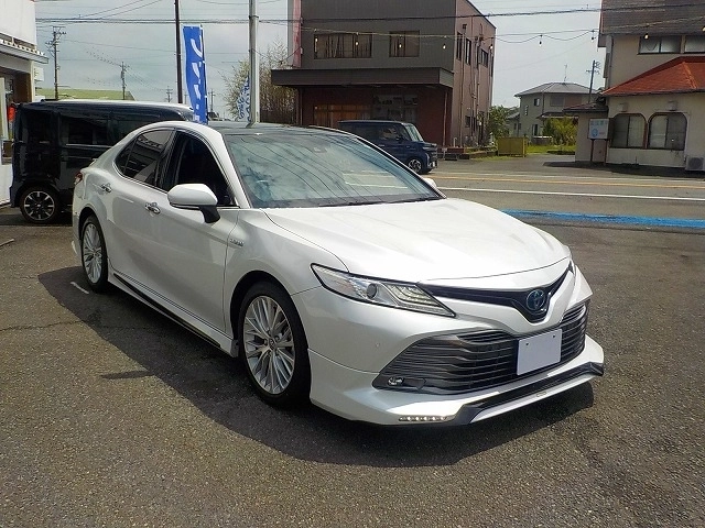 TOYOTA CAMRY