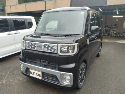 DAIHATSU WAKE