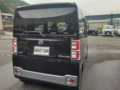 DAIHATSU WAKE