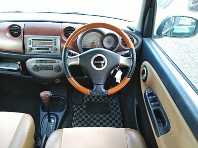 DAIHATSU MIRA GINO