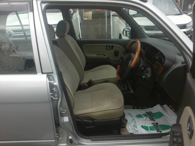DAIHATSU MIRA GINO