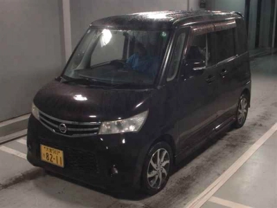NISSAN ROOX