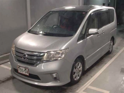 NISSAN SERENA