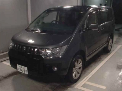 MITSUBISHI DELICA D:5