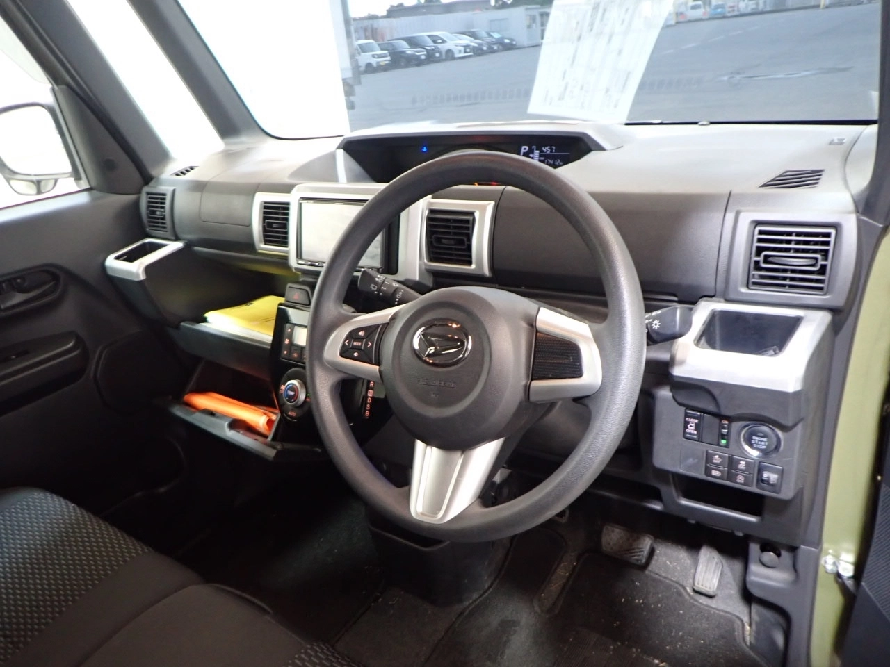 DAIHATSU WAKE