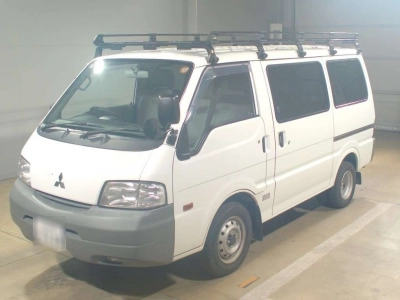 MITSUBISHI DELICA VAN