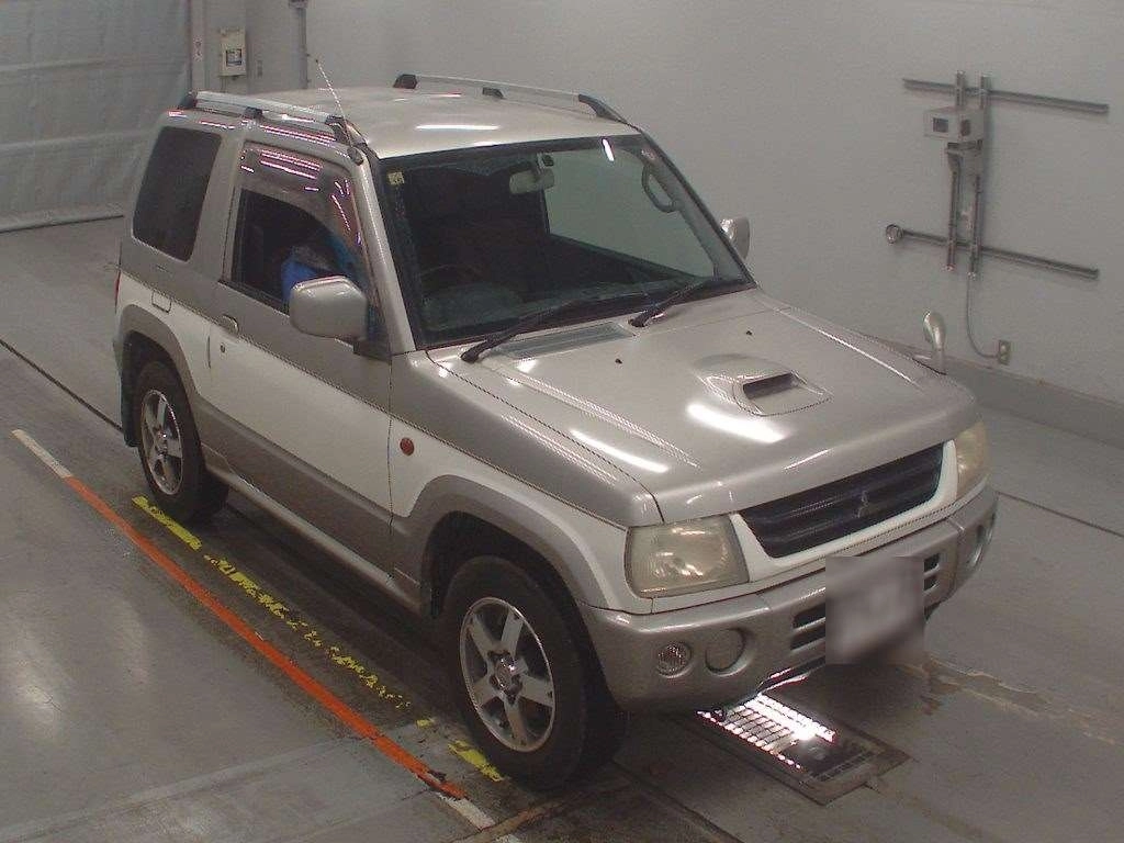 MITSUBISHI PAJERO MINI