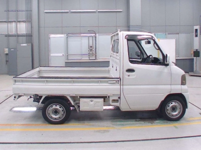MITSUBISHI MINICAB TRUCK
