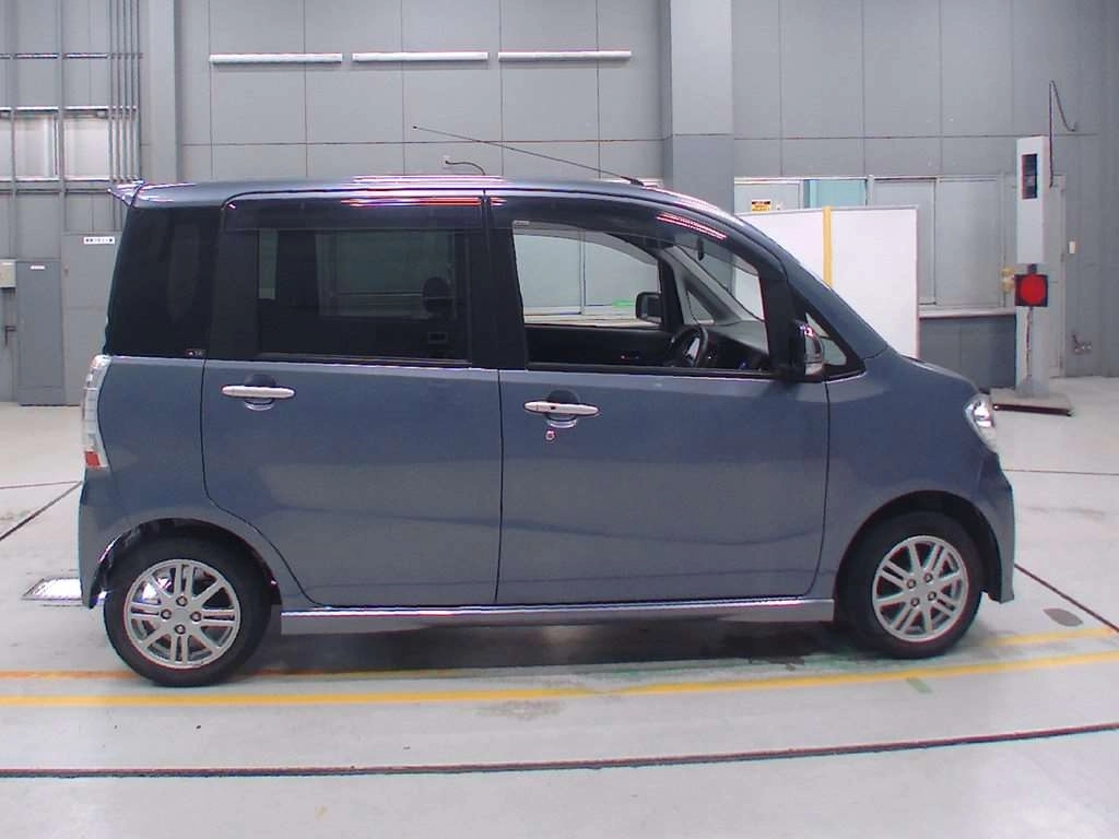 DAIHATSU TANTO EXE
