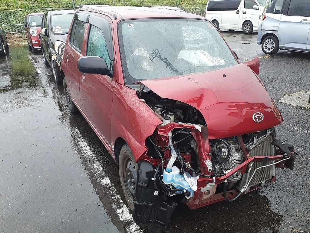 DAIHATSU ESSE
