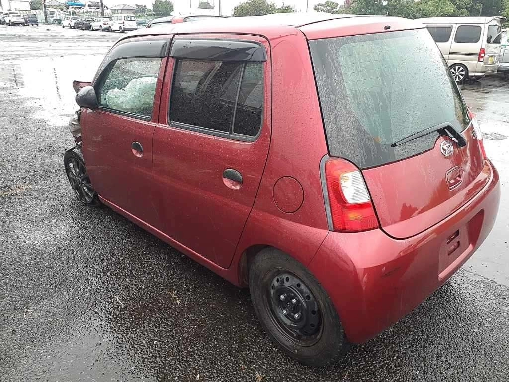 DAIHATSU ESSE