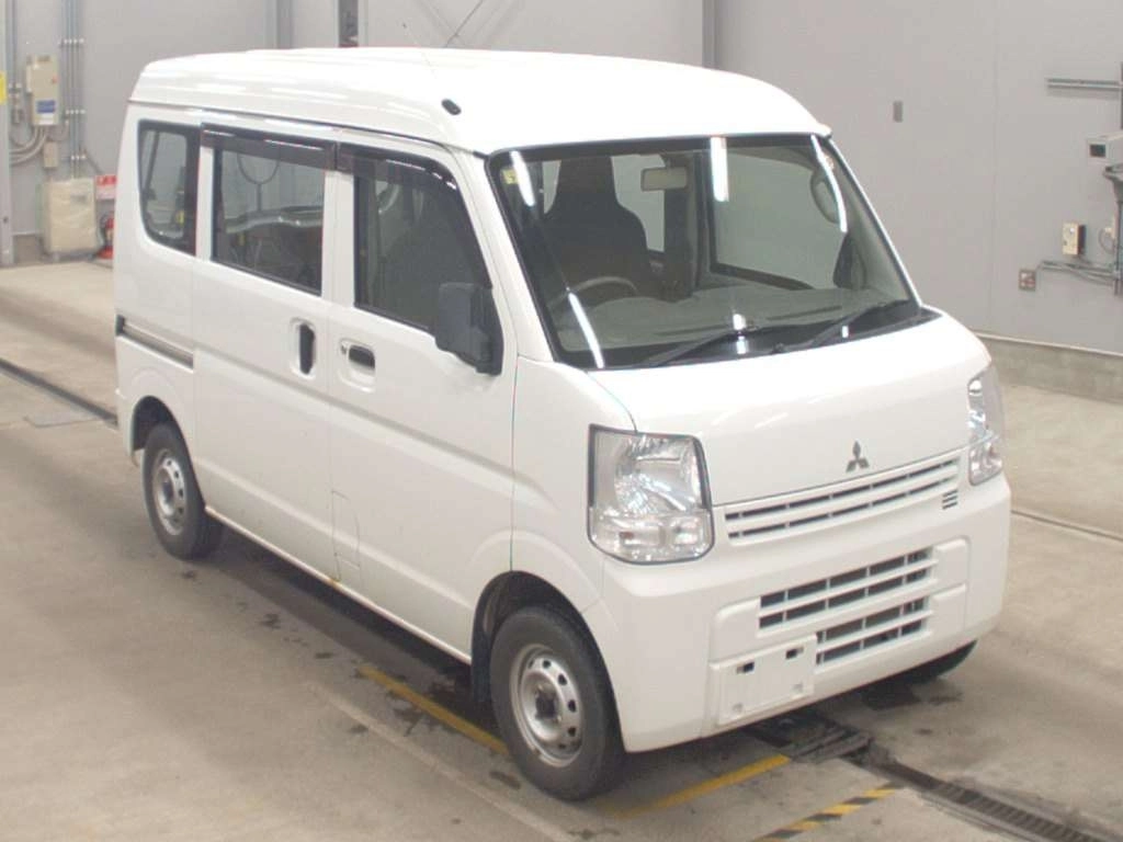 MITSUBISHI MINICAB