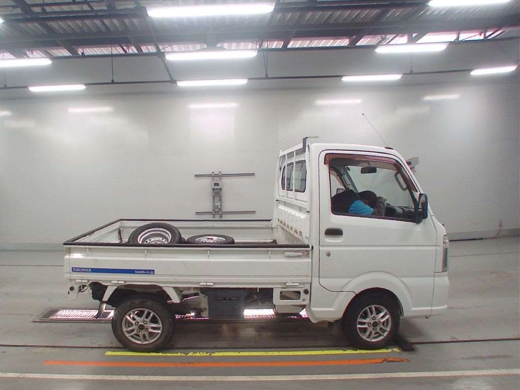 MITSUBISHI MINICAB TRUCK