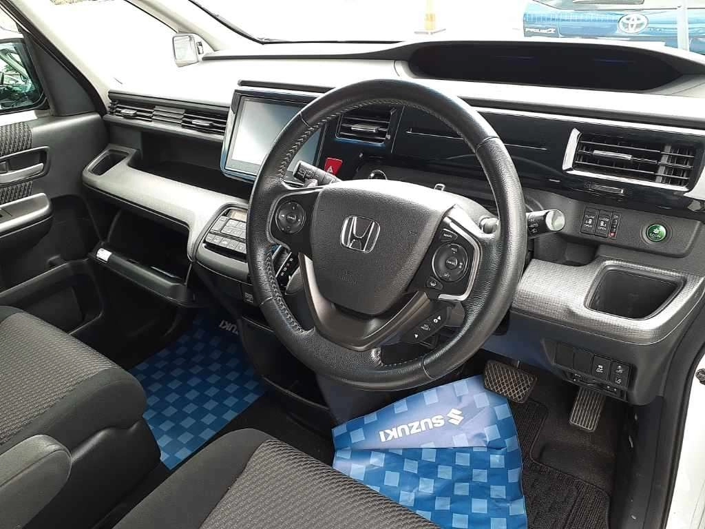 HONDA STEPWGN SPADA