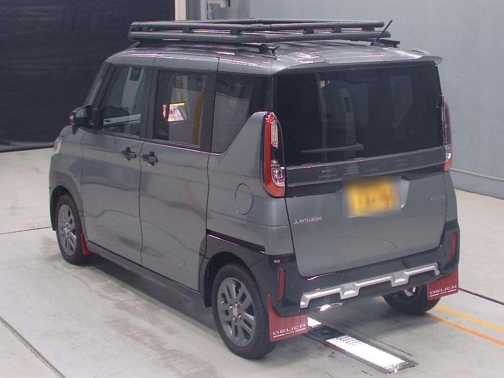MITSUBISHI DELICA MINI