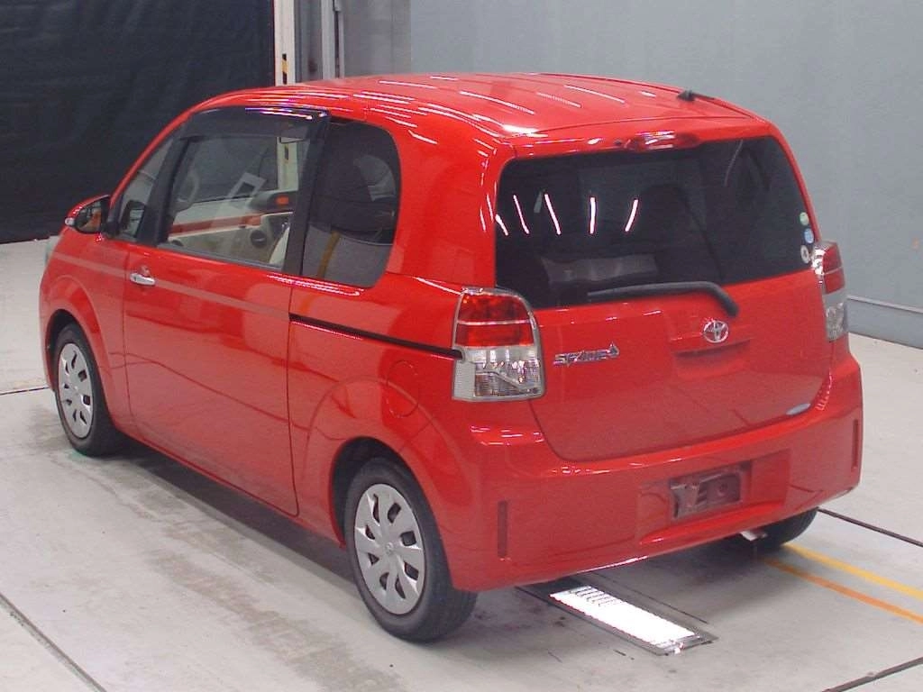 TOYOTA SPADE