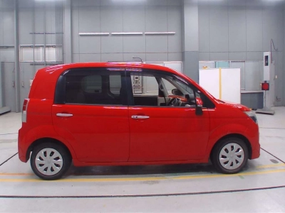 TOYOTA SPADE