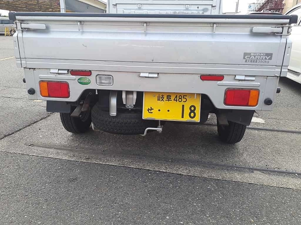 SUZUKI CARRY TRUCK