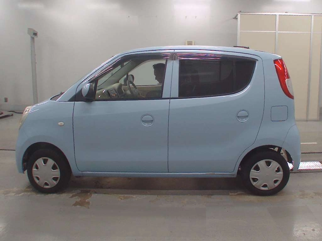 SUZUKI MRWAGON