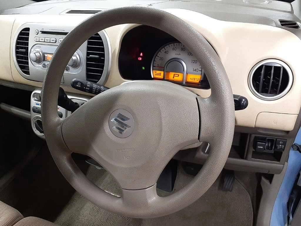 SUZUKI MRWAGON