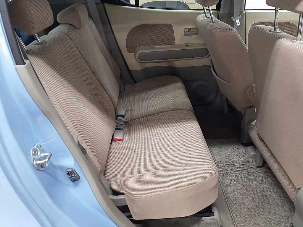 SUZUKI MRWAGON