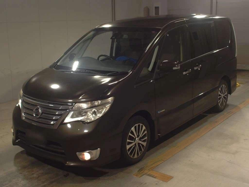 NISSAN SERENA