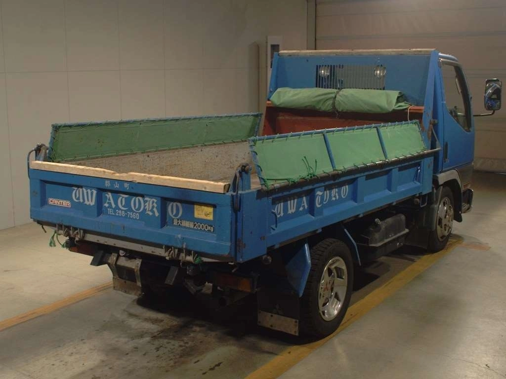 MITSUBISHI CANTER