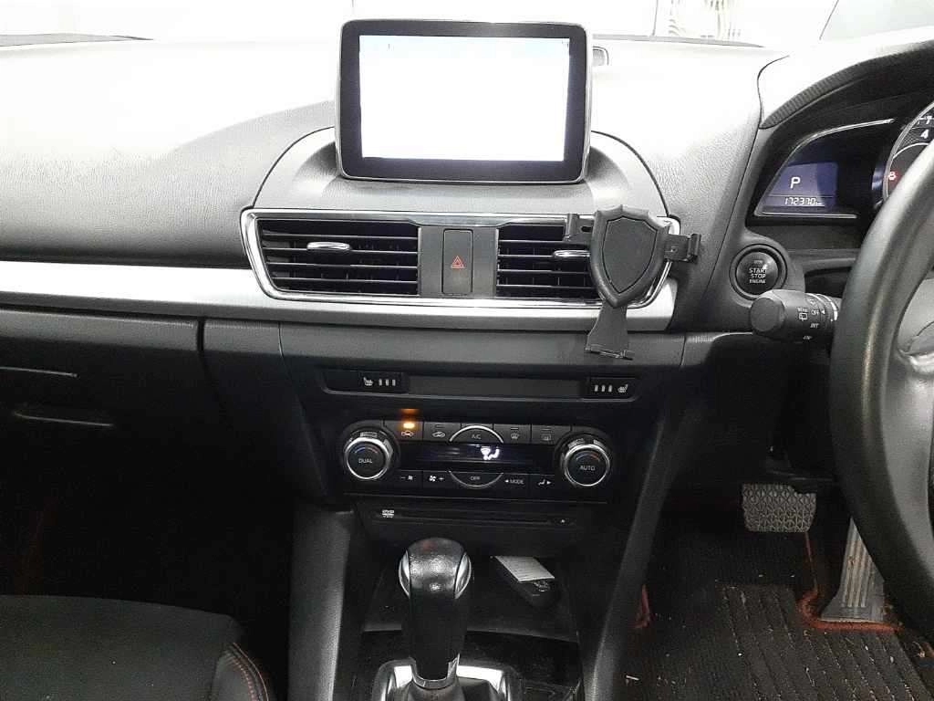 MAZDA AXELA SPORT