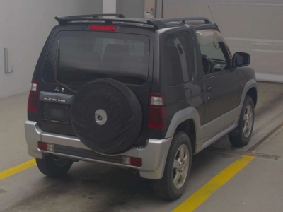 MITSUBISHI PAJERO MINI