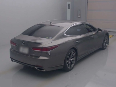 LEXUS LS