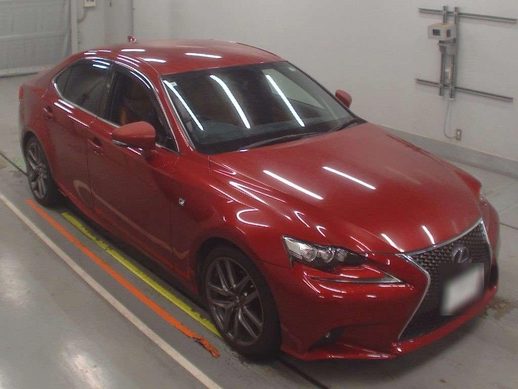 LEXUS IS