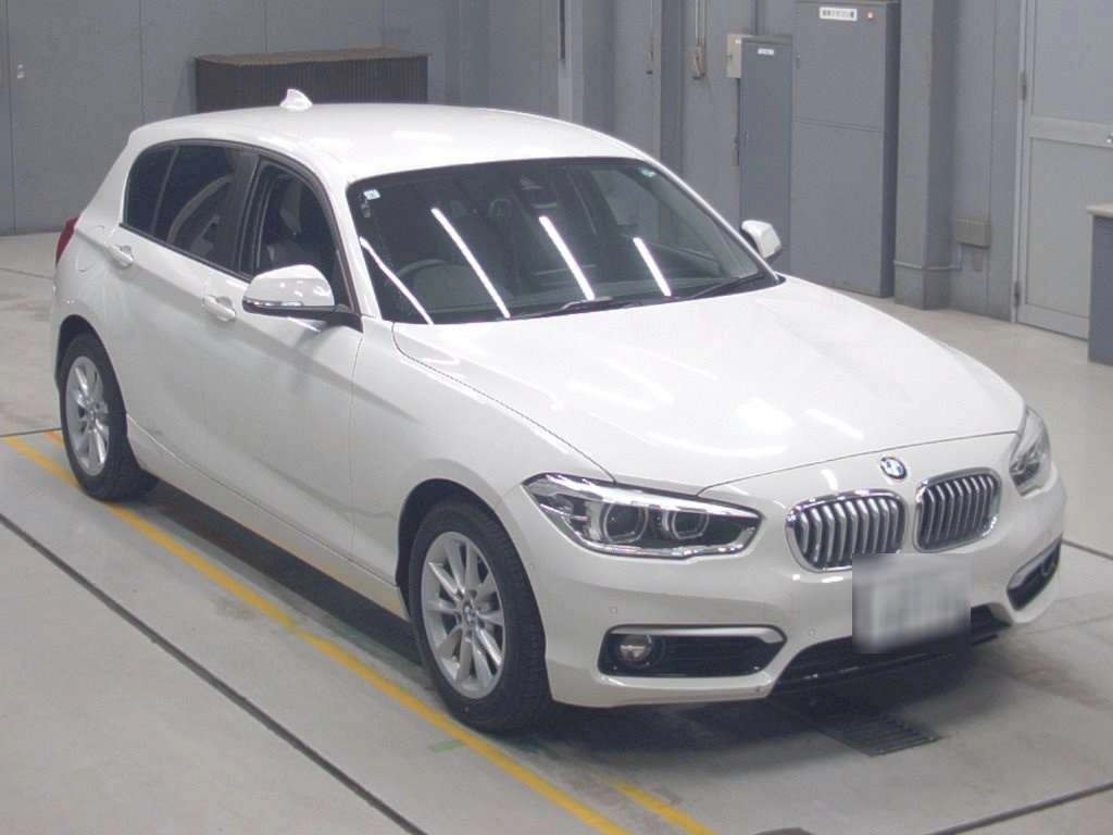 BMW 1 SERIES