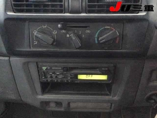 MITSUBISHI MINICAB